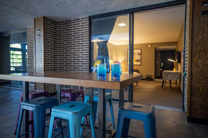 The Highlander Hotel Iowa City an Ascend Collection Hotel