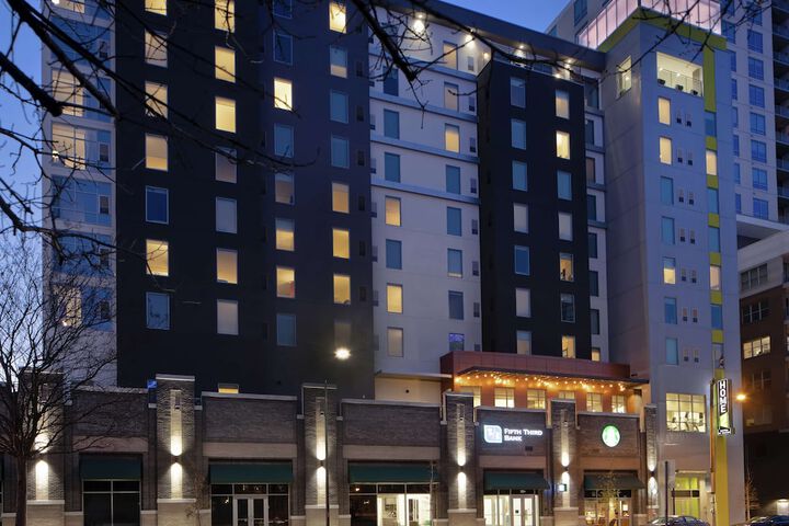 Hotel 4 of 69
