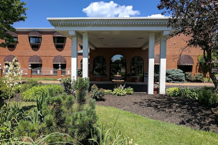 South Shore Inn