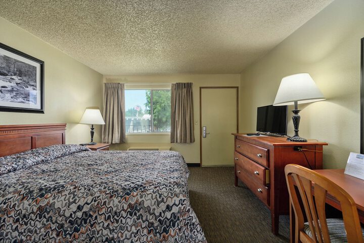 Room 74 of 128