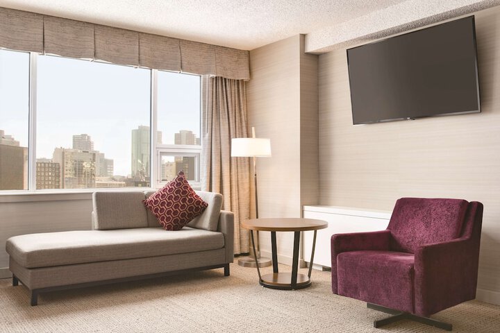 Room 31 of 50