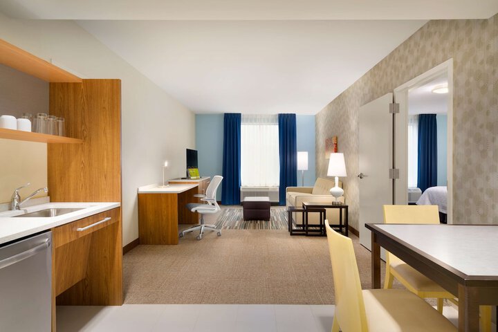Home2 Suites by Hilton Joliet / Plainfield