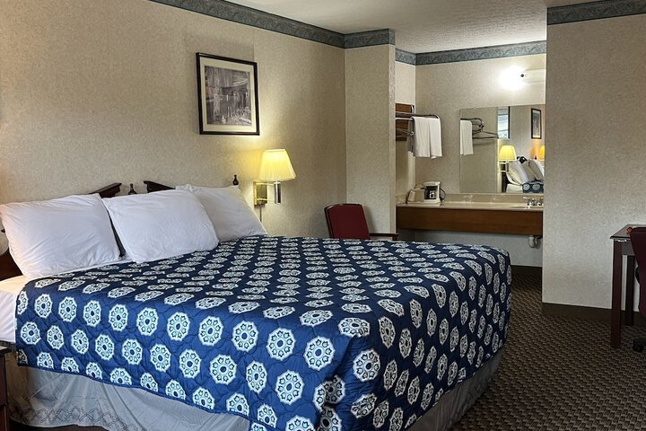 Room 43 of 86