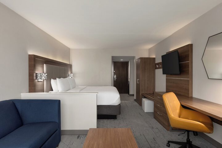 Holiday Inn Express Hotel & Suites Mesquite by IHG