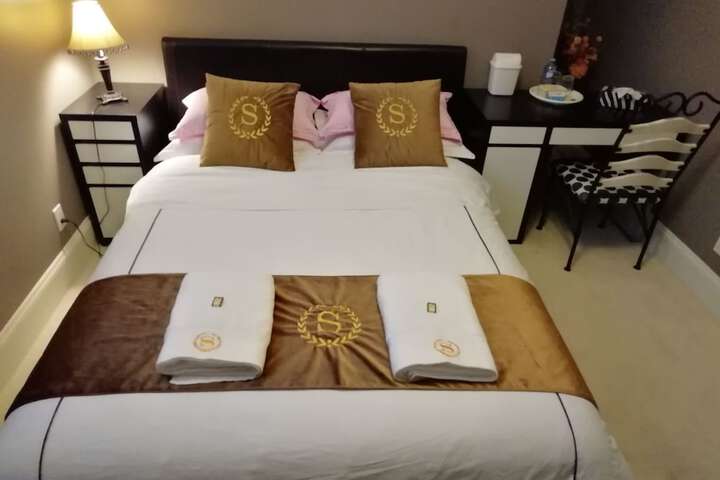 Room 19 of 74