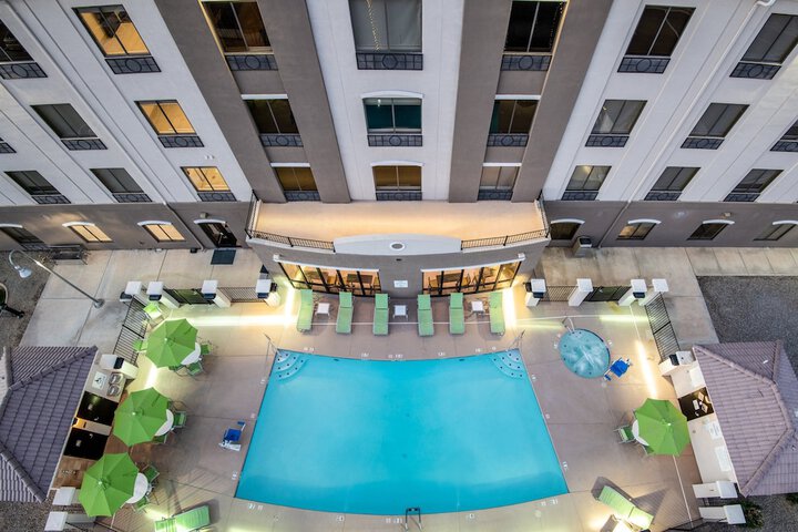 Pool 11 of 48