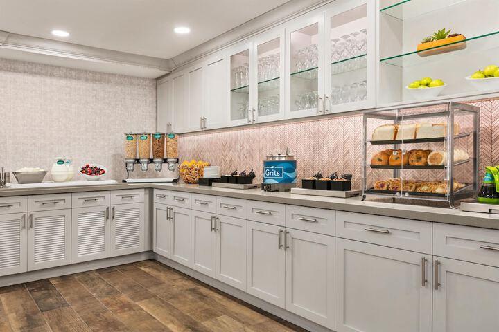 Homewood Suites by Hilton - Fort Myers