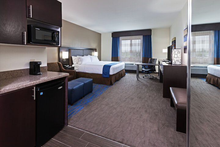 Room 15 of 35