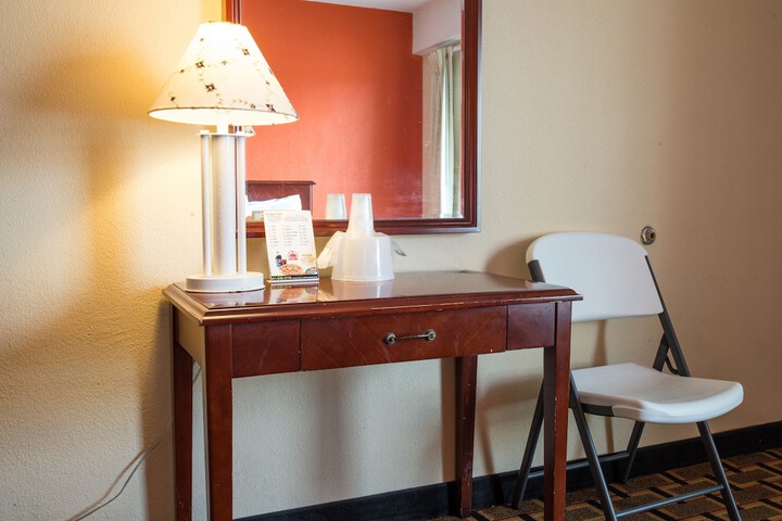 Room 29 of 46