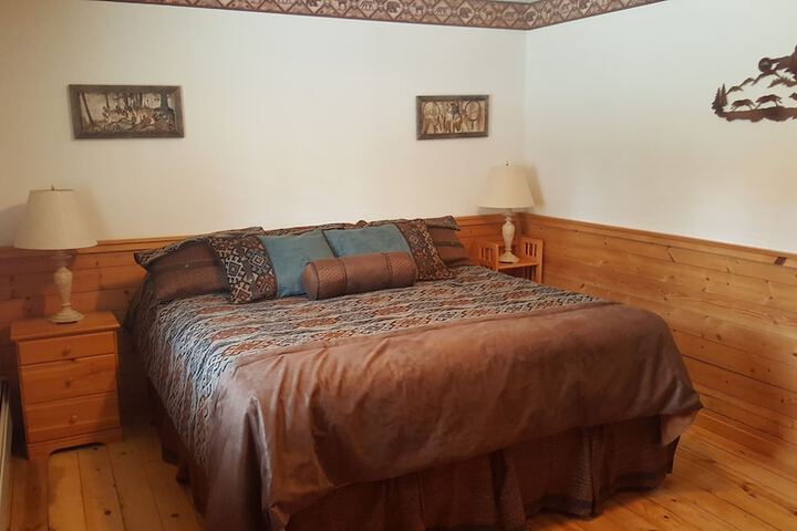 Room 47 of 90