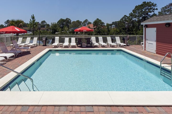 Pool 4 of 76