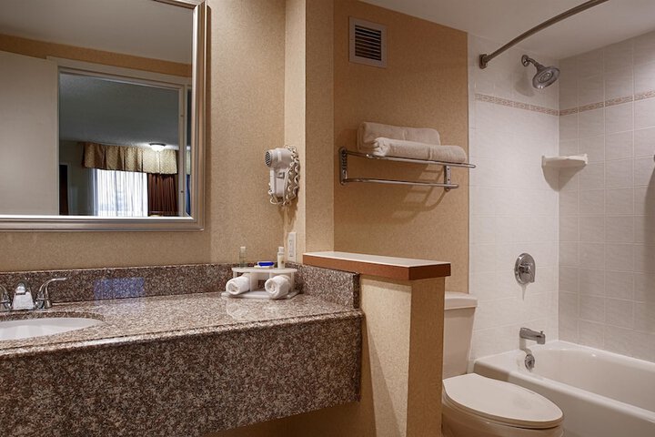 Room 19 of 28