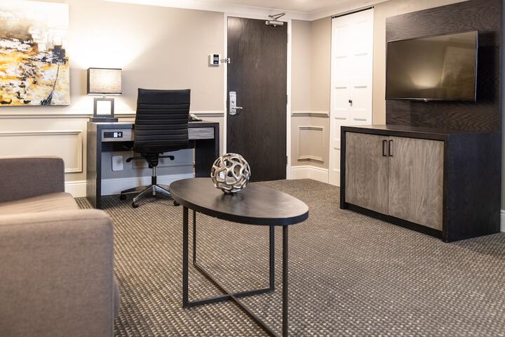 Room 213 of 354