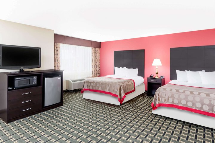 Room 12 of 26
