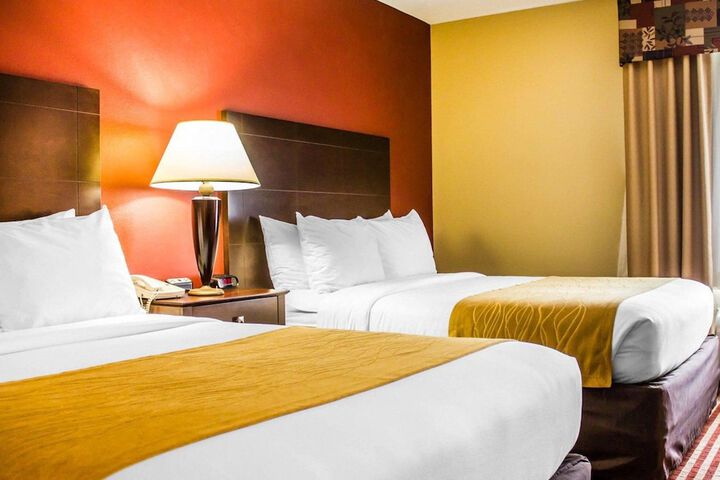 Comfort Inn & Suites Dayville - Killingly Industrial Park