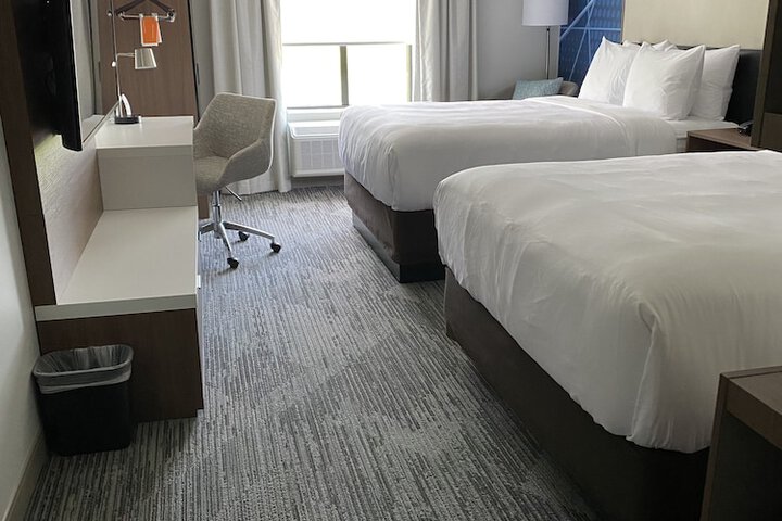 Room 15 of 49