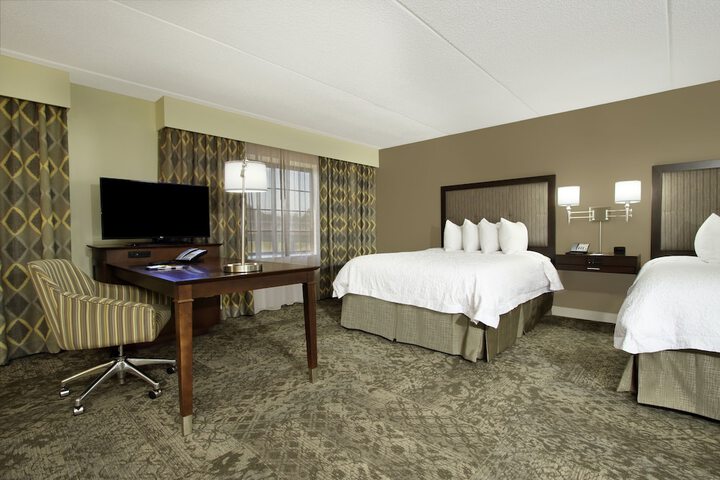 Room 48 of 73