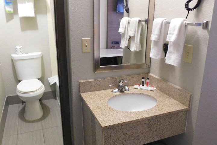 Room 29 of 102