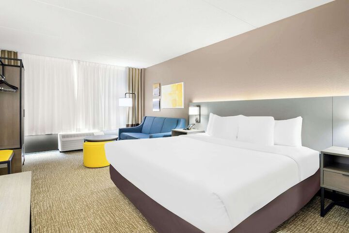 Room 42 of 52