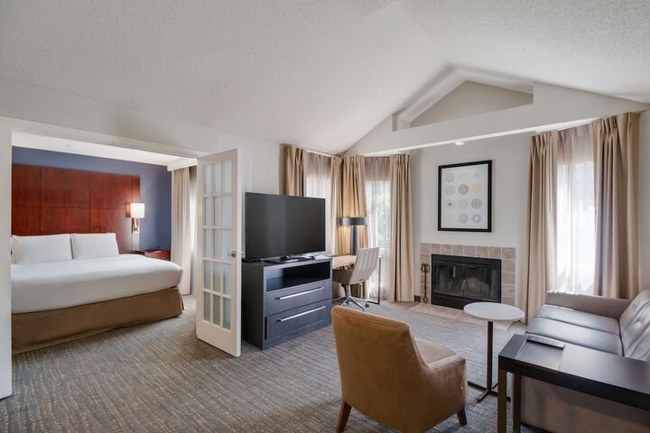 Room 21 of 36