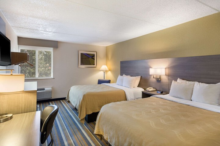 Room 22 of 31