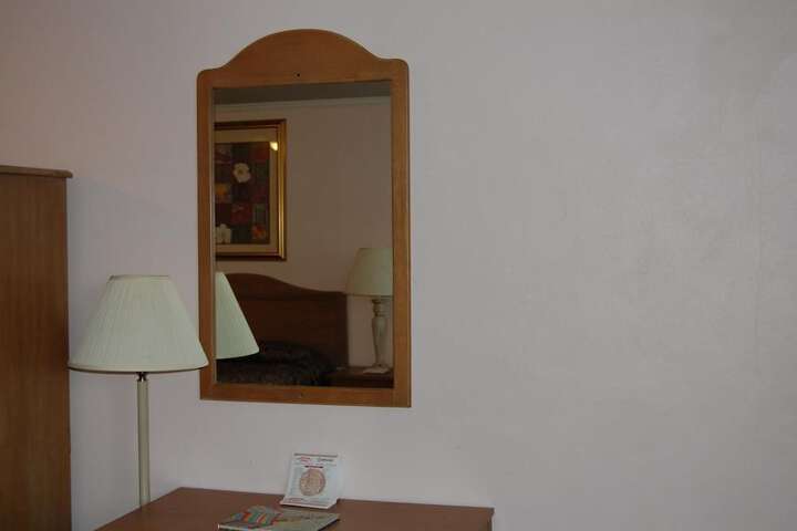 Room 25 of 29