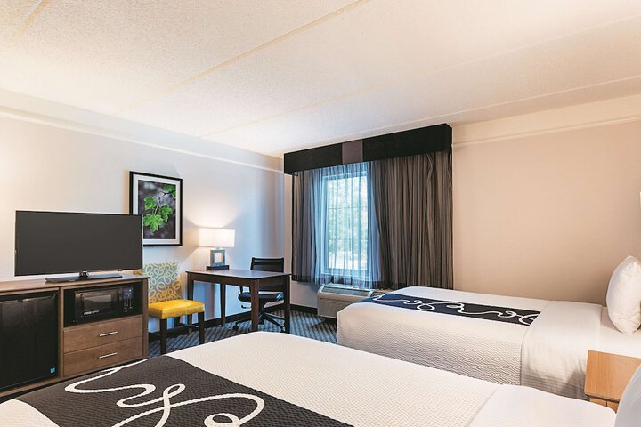 Room 28 of 51