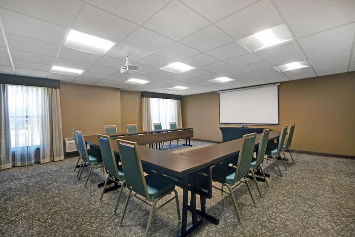 Homewood Suites by Hilton Chicago-Lincolnshire
