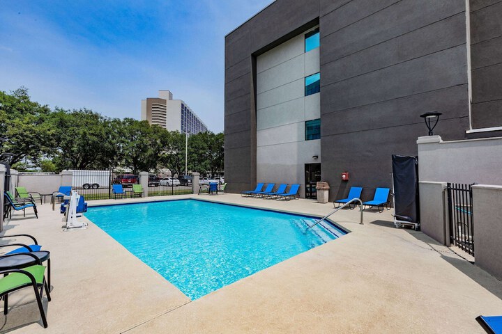 Pool 3 of 36