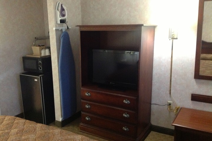 Room 18 of 36