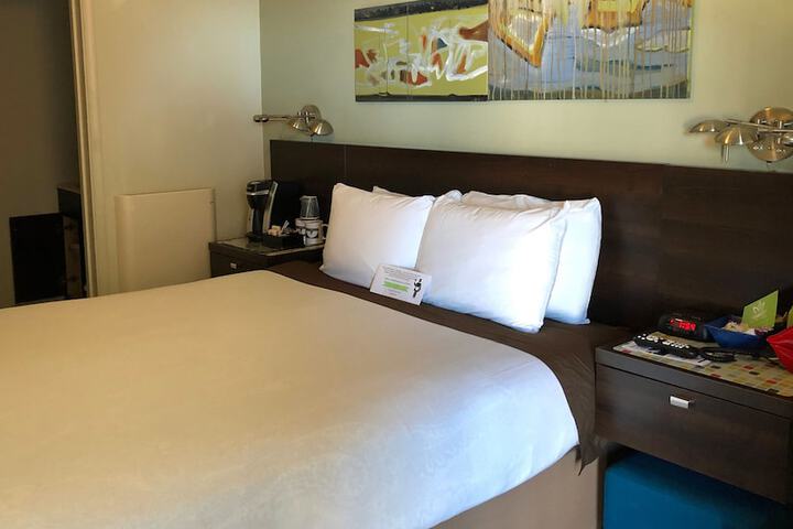 Room 21 of 47