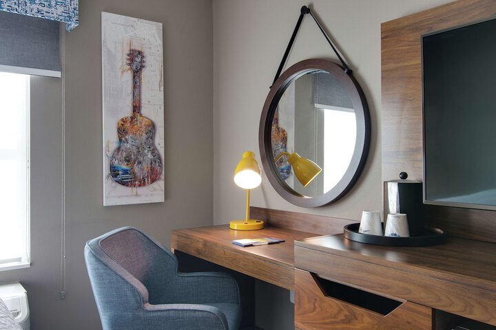 Room 29 of 53
