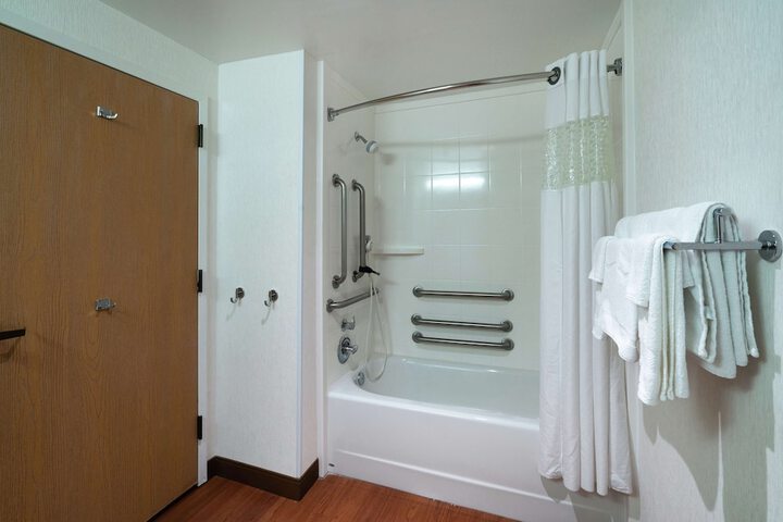 Room 20 of 29