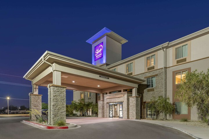 Hotel 3 of 37