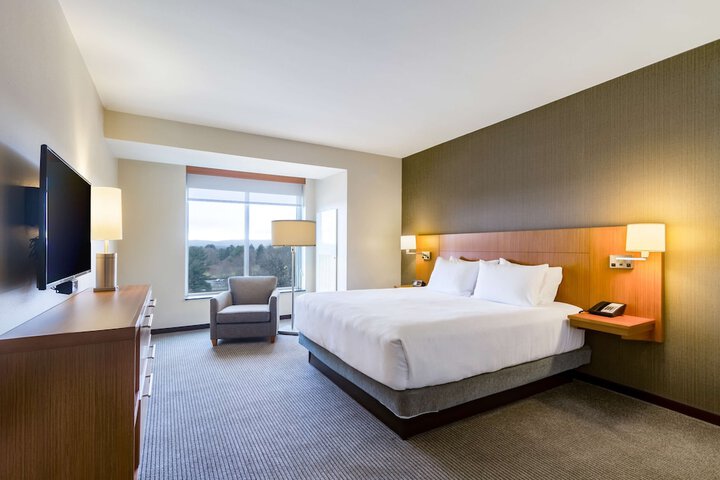 Room 21 of 42