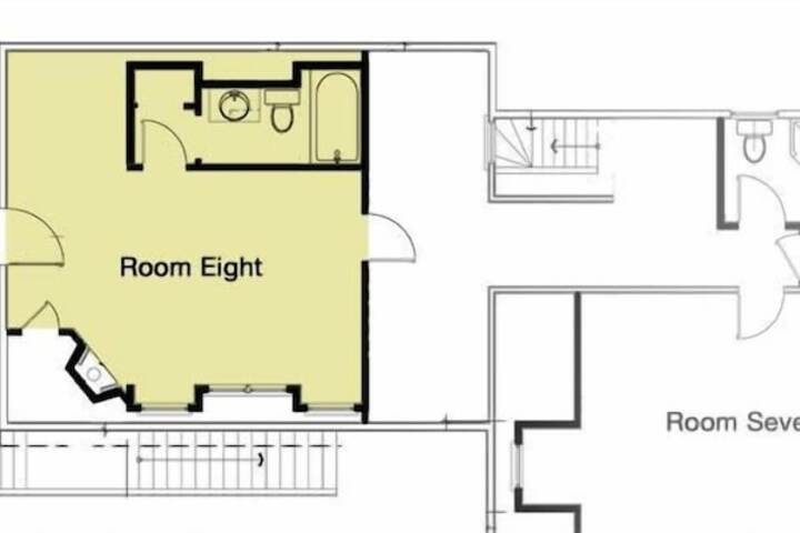 Room 26 of 63