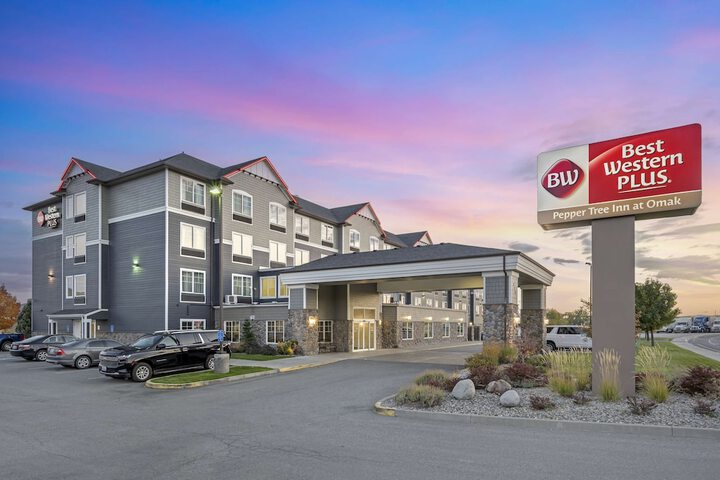Best Western Plus Peppertree Inn at Omak