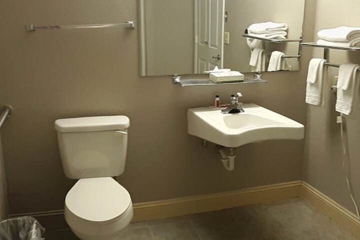 Room 41 of 72