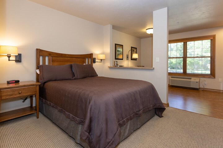 Room 126 of 192