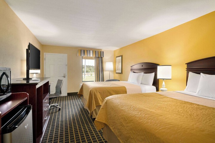 Room 14 of 36