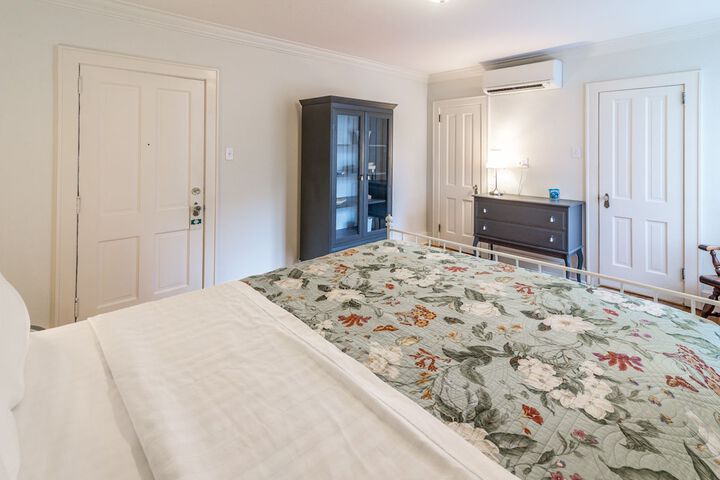 Room 16 of 50
