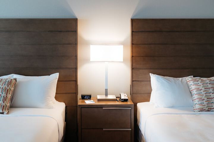 Room 47 of 144