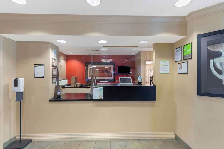 Hotel Interior 13 of 34