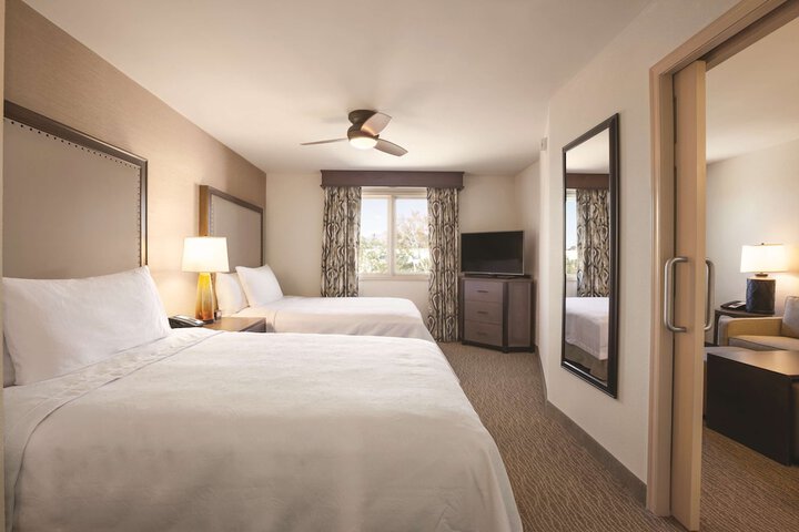 Room 20 of 35