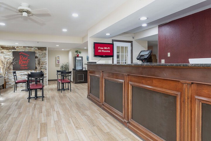 Red Roof Inn & Suites Rome
