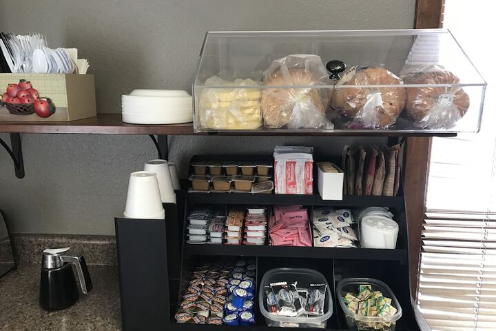 Breakfast/Coffee Service 64 of 68