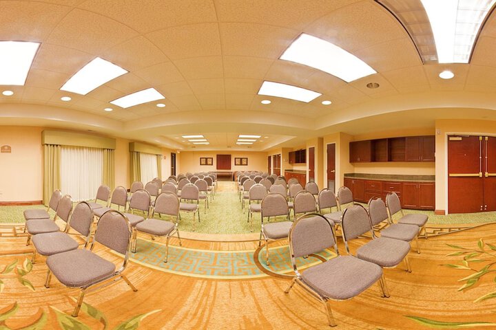 Holiday Inn Express & Suites Covington by IHG
