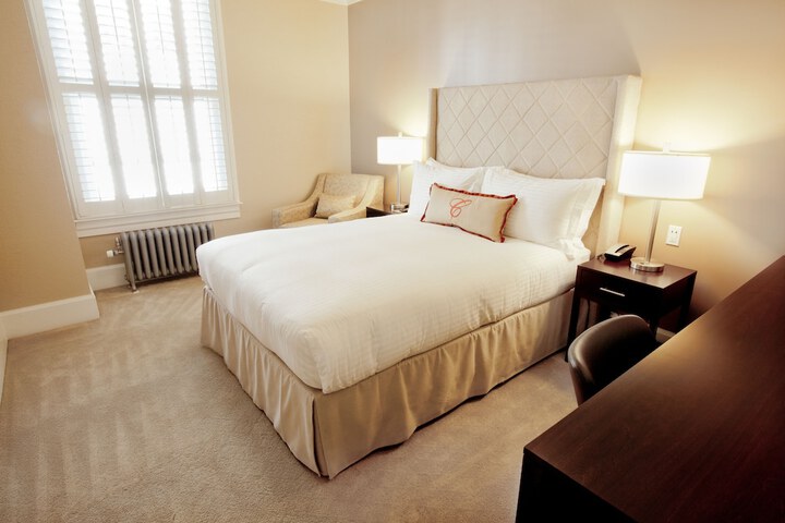 Room 16 of 24