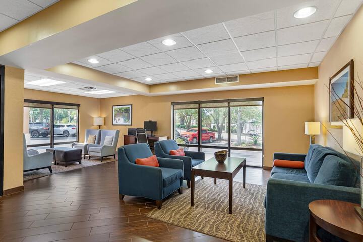 Comfort Suites Tallahassee Capitol - University Area