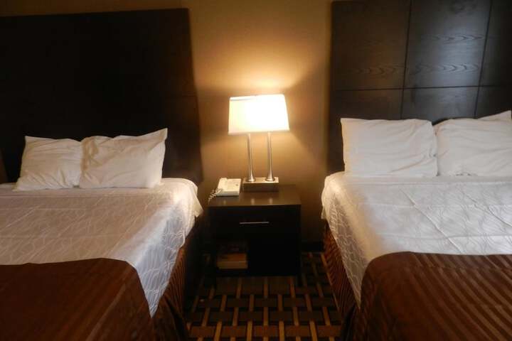 Room 21 of 28